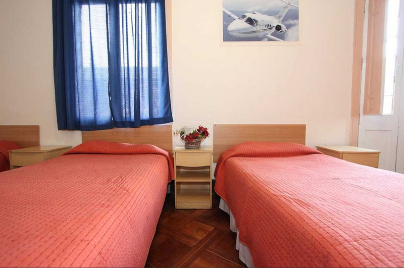 Hotel Londres 35 산티아고 외부 사진